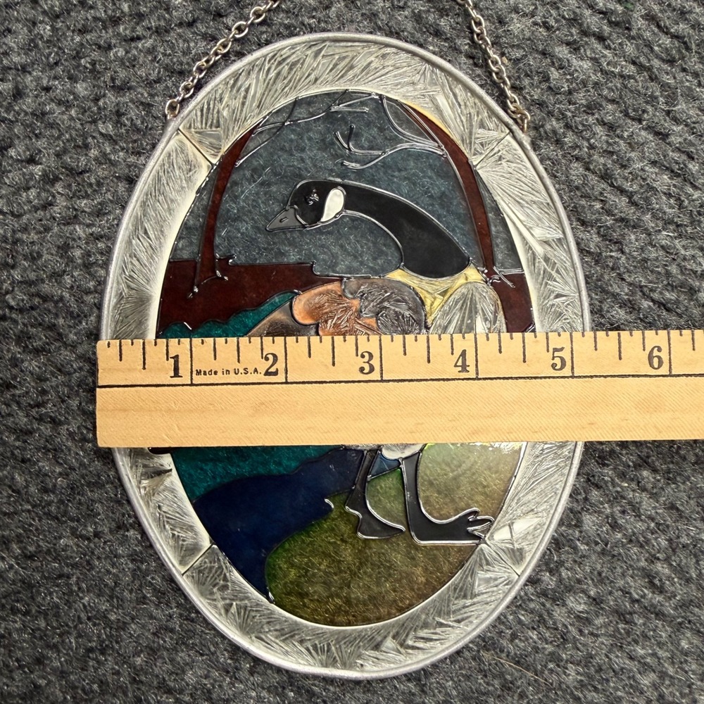 Vintage Canada Goose Oval Stained Glass Suncatcher Textured Metal Frame 7.75" - Picture 4 of 4